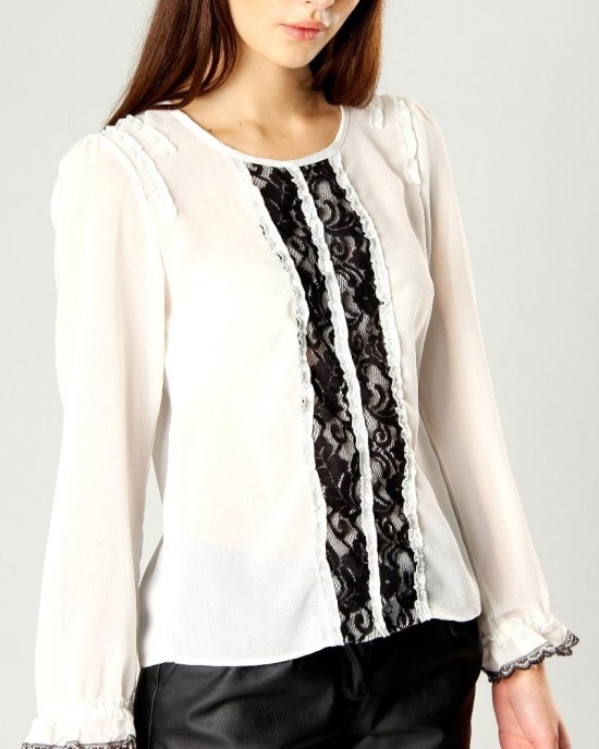 Blouse with style of chiffon and lace