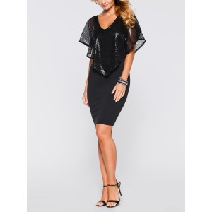 Elegáns ruha akcentussal