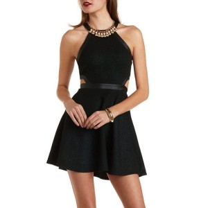 Ruha kiegészítő nyakkivágás