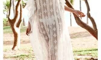 Beach tunic or dress online - what to choose and what to wear it with
