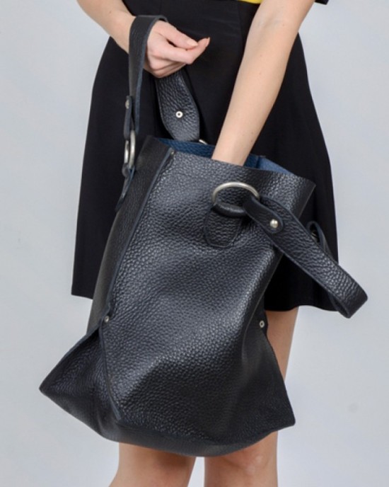 TÁSKA RÖVID FONTÚVAL