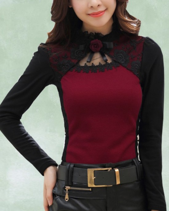 blouse in red and black