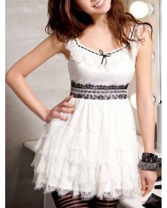 Fehér csipke ruha