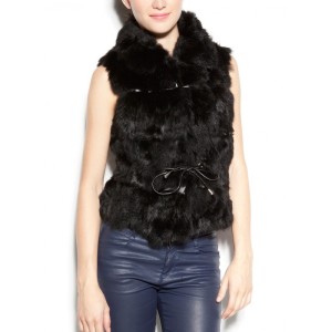 Rövid kabát bõr övvel