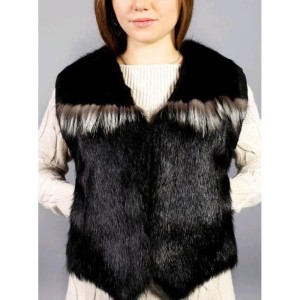 Rövid melltartó háromféle hajjal