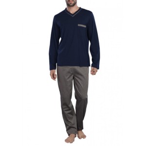 Pijamalele cu mâneci lungi Pijamalele cu mâneci lungi