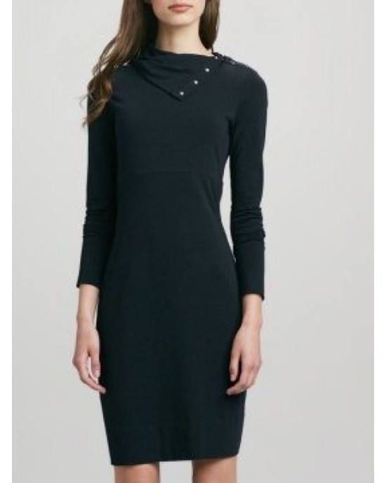 Kendõgallérral ellátott ruhák