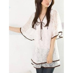 Free lace tunic