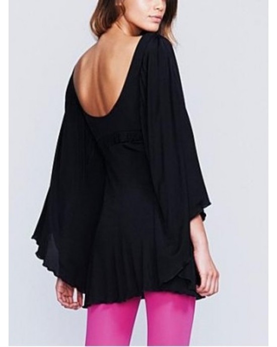 Tunic with wide sleeves