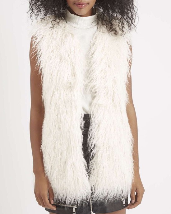 Long vest with curly hair