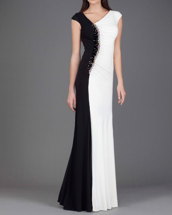 Formal dress with accessory