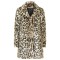 Coat in leopard print