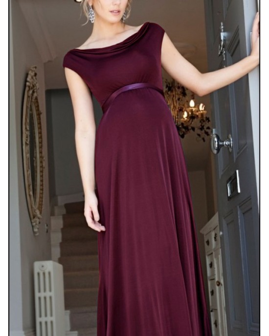 Stylish dress with belt