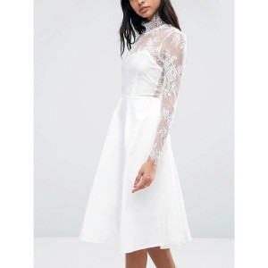 Egyszerű menyasszonyi ruha