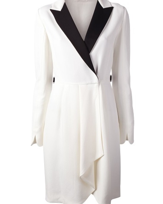 Jacket with lengthened line