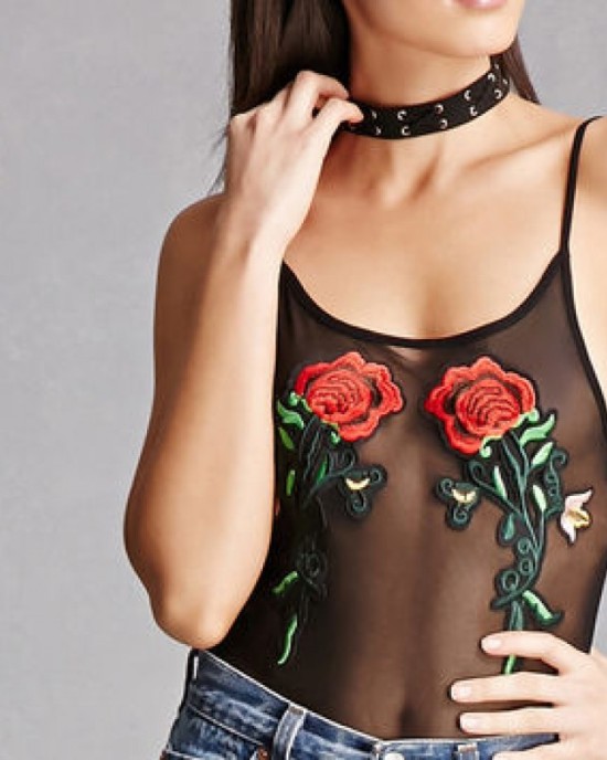 Tulle body with applique