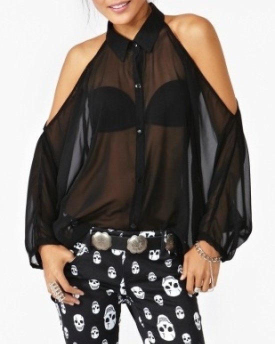 Unusual shirt of tulle